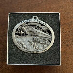 Vintage Hampshire Pewter Ornament Swift River Bridge Conway New Hampshire 1995